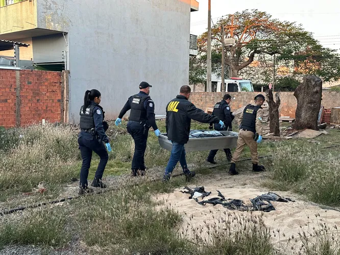 Idoso morre carbonizado após incêndio em residência em Arapongas