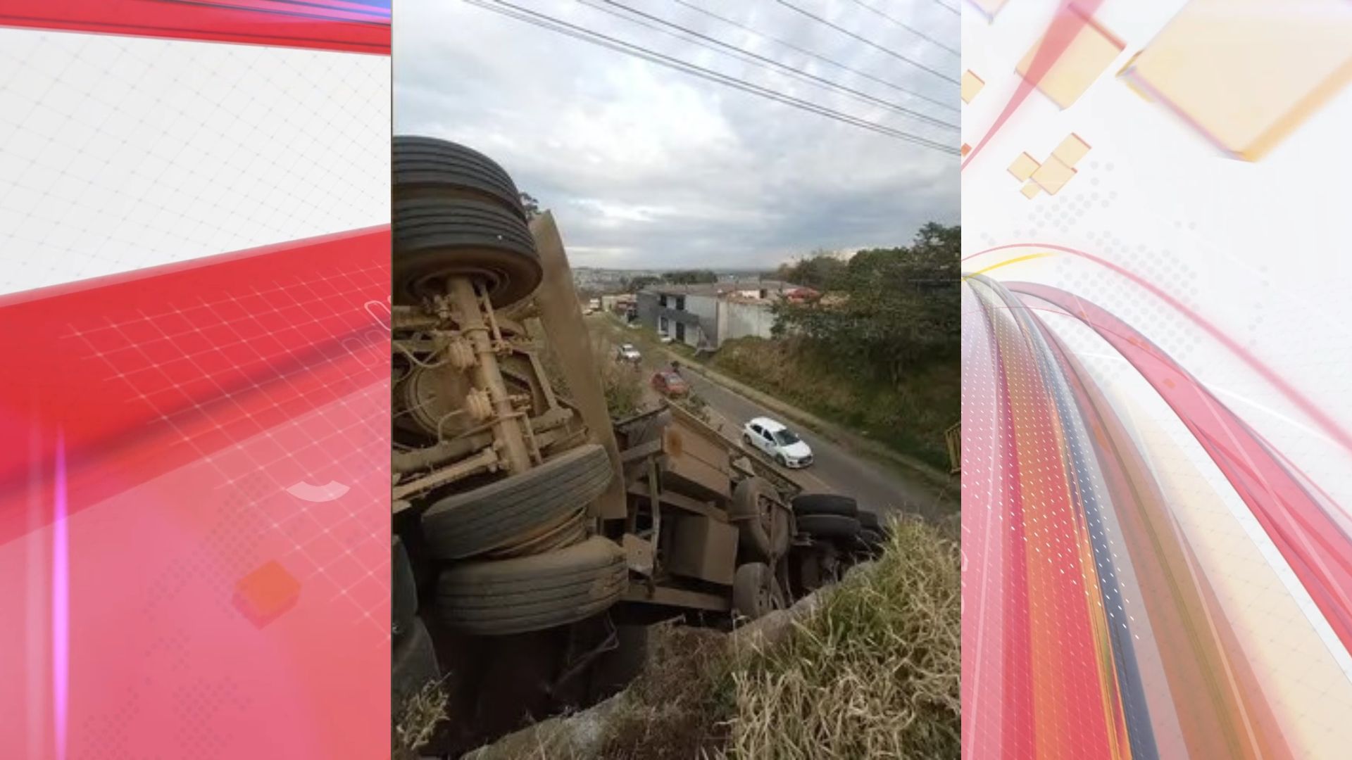 Acidente no PR envolve 10 veículos e deixa 17 pessoas feridas