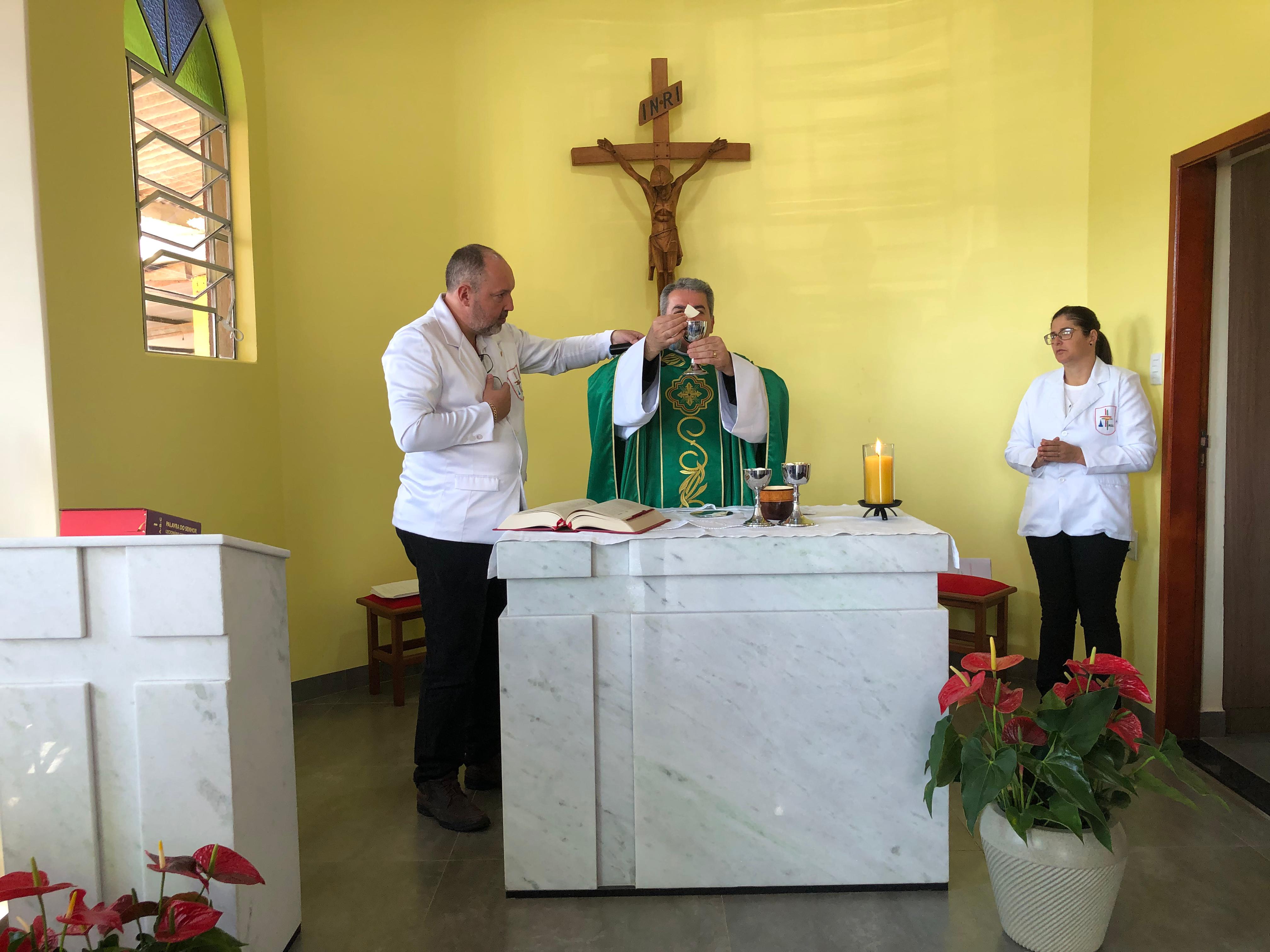 Capela de Nossa Senhora Aparecida é reinaugurada em Jandaia do Sul