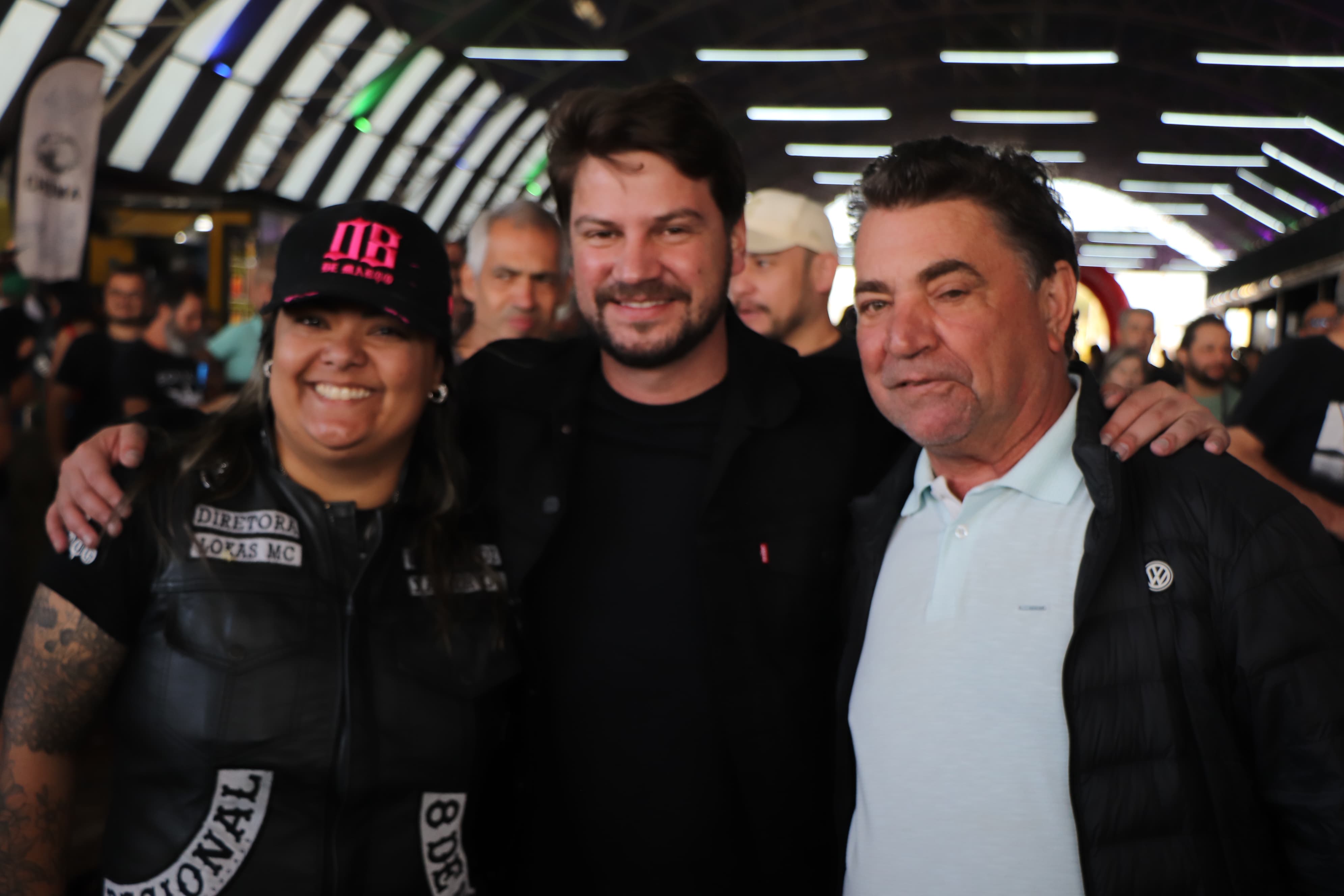 Evento cultural reúne centenas de pessoas em Arapongas; veja fotos