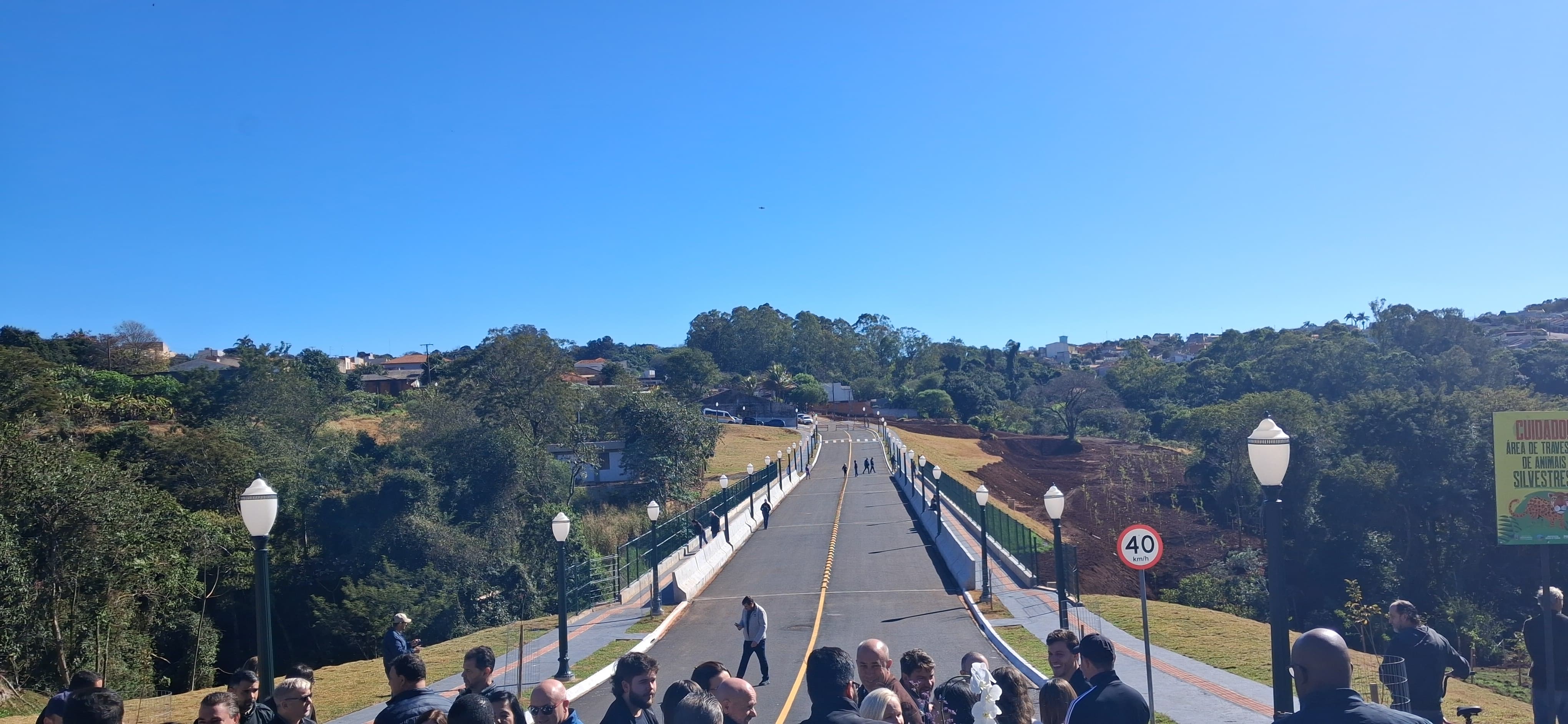 Interligação de três bairros é inaugurada em Arapongas; veja