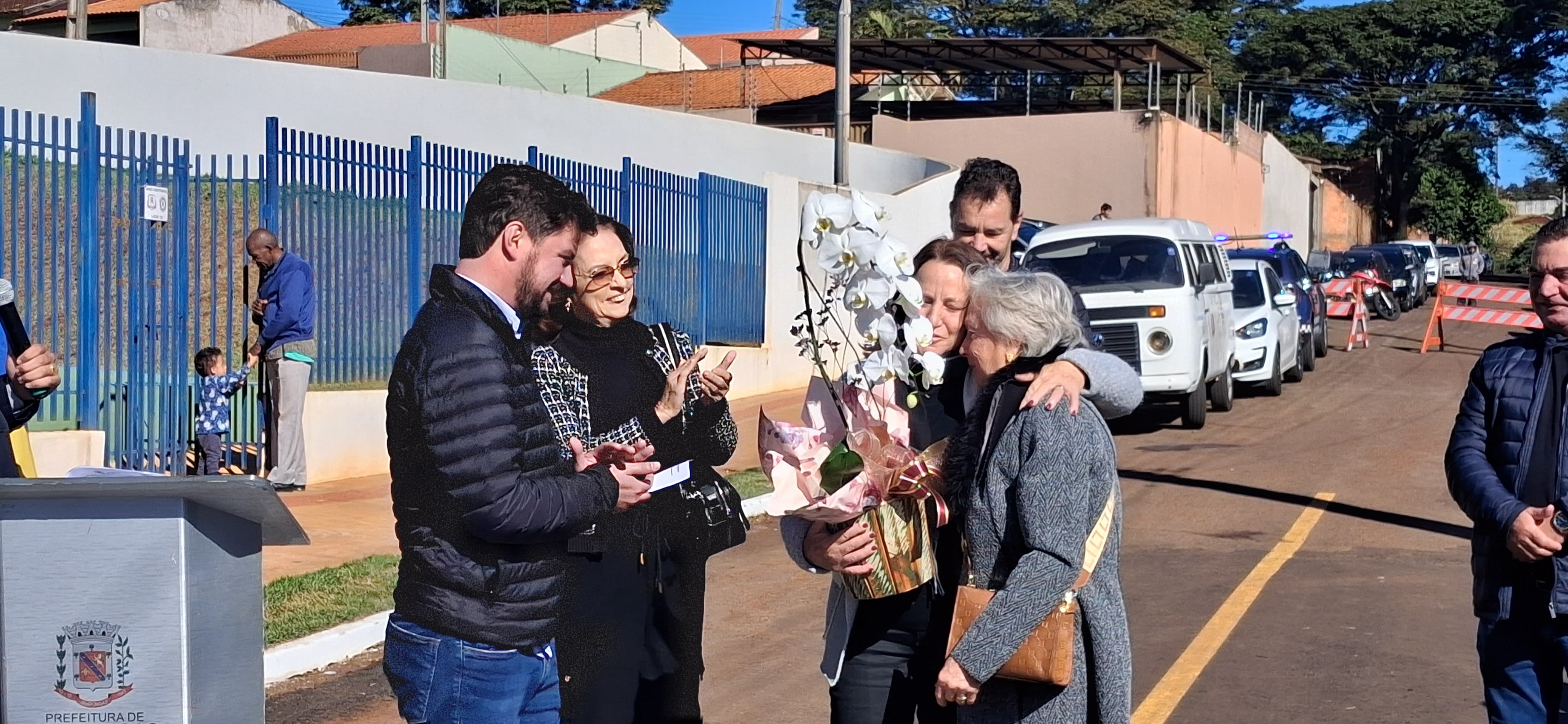 Interligação de três bairros é inaugurada em Arapongas; veja