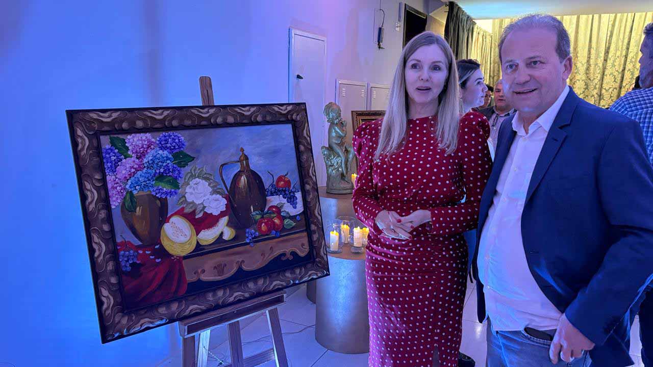 Jornada Cultural começa com exposição de Gisela Marques em Ivaiporã