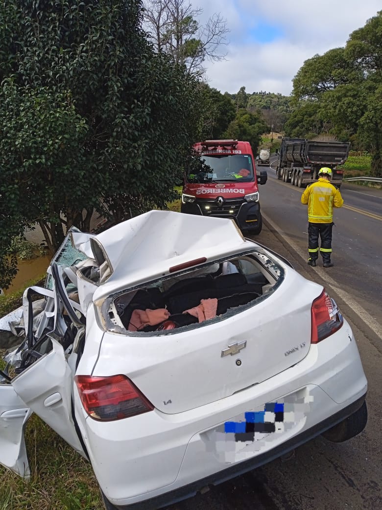 Policial militar morre com filho e a irmã em acidente na BR-282