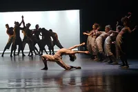 Arapongas encerra Festival Rouxinol com Balé Teatro Guaíra
