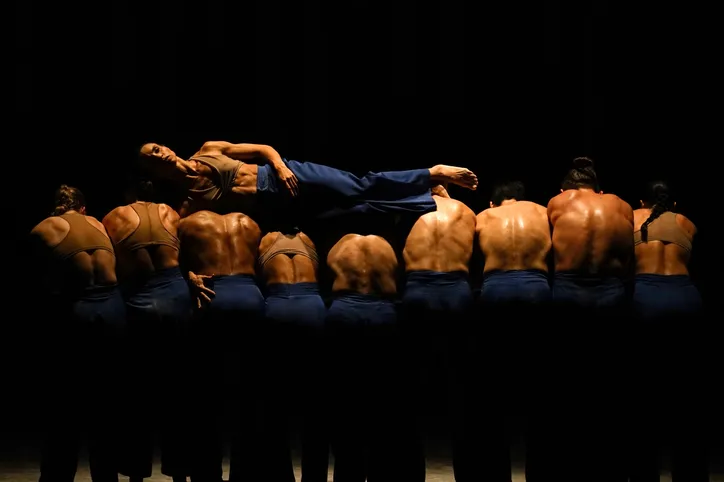 Arapongas encerra Festival Rouxinol com Balé Teatro Guaíra
