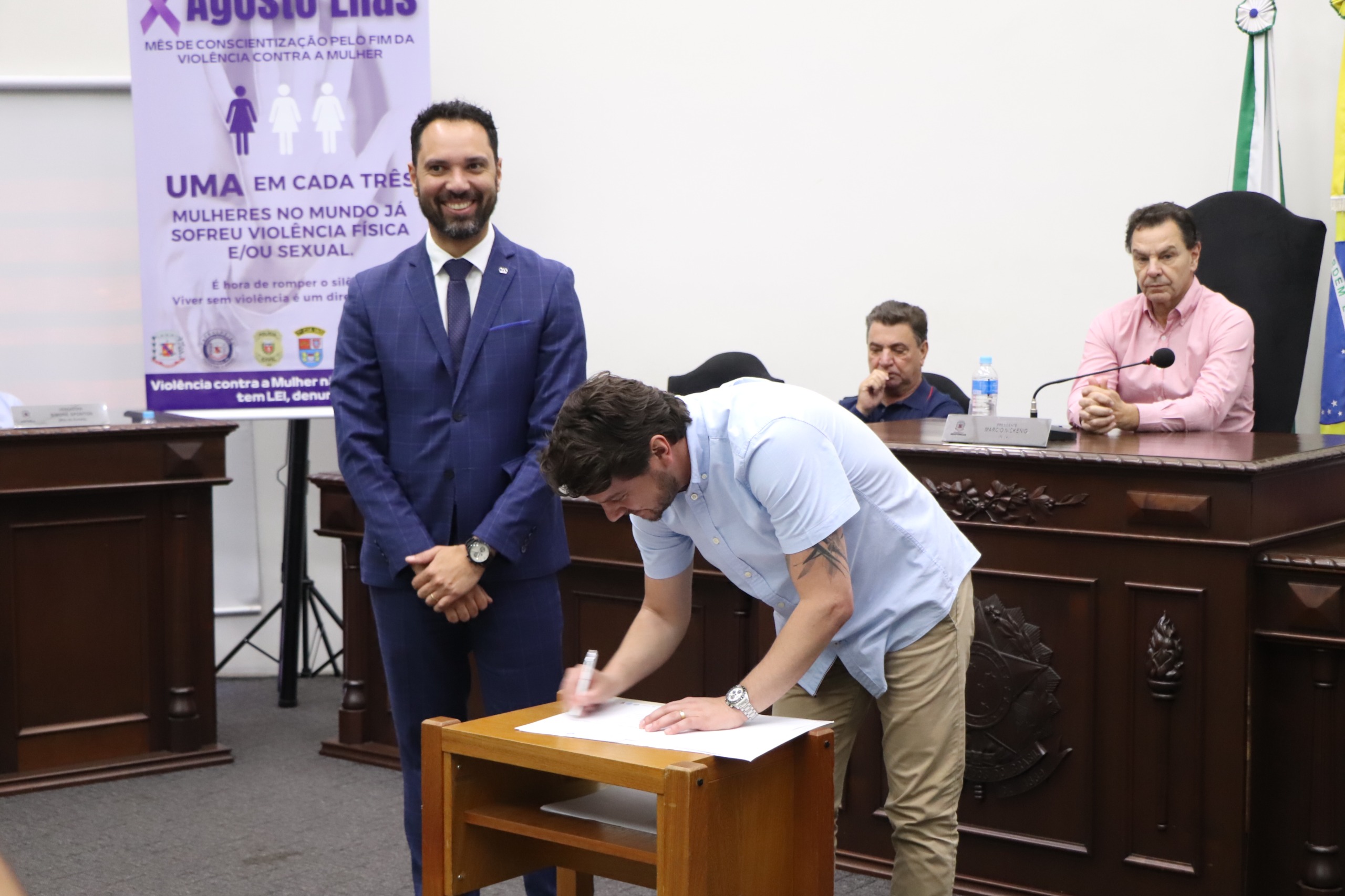 Arapongas firma parceria com OAB para iniciar projeto Justiça por Elas