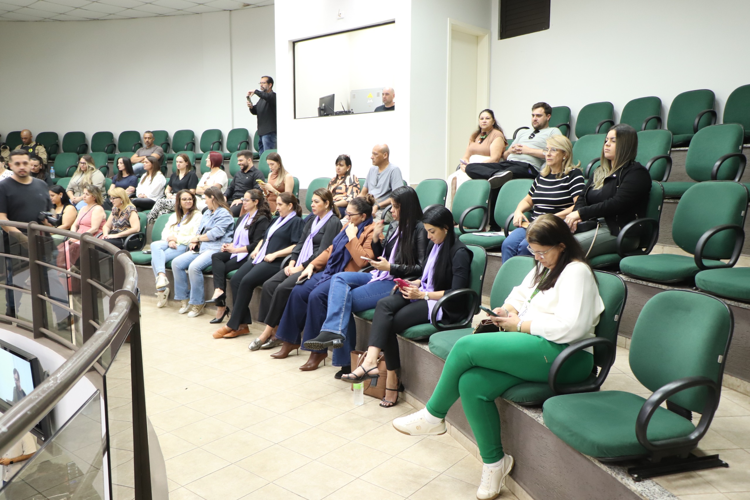 Arapongas firma parceria com OAB para iniciar projeto Justiça por Elas