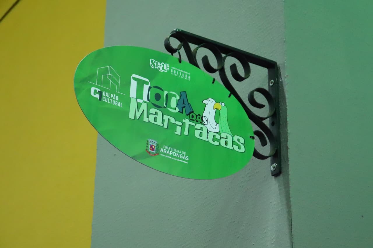 Arapongas passa a contar com teatro de arena dentro de galpão