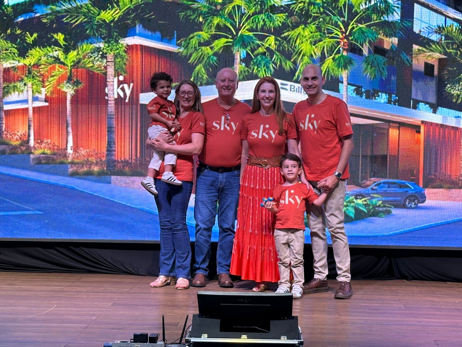 Bilfor apresenta Sky, o maior home club de Apucarana