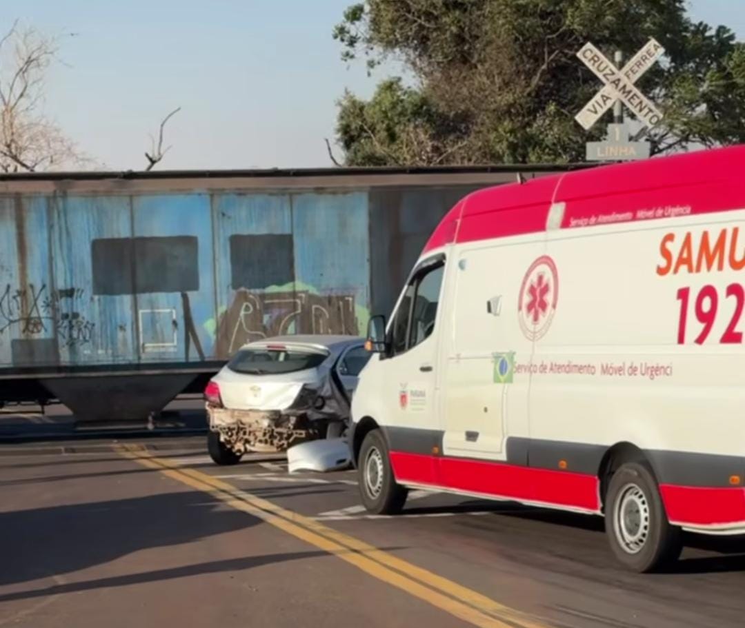 Dois acidentes entre veículos e trem em menos de 6 horas na região