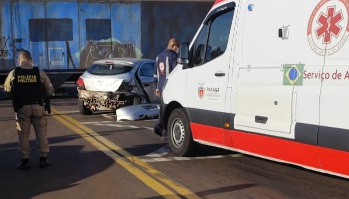 Dois acidentes entre veículos e trem em menos de 6 horas na região