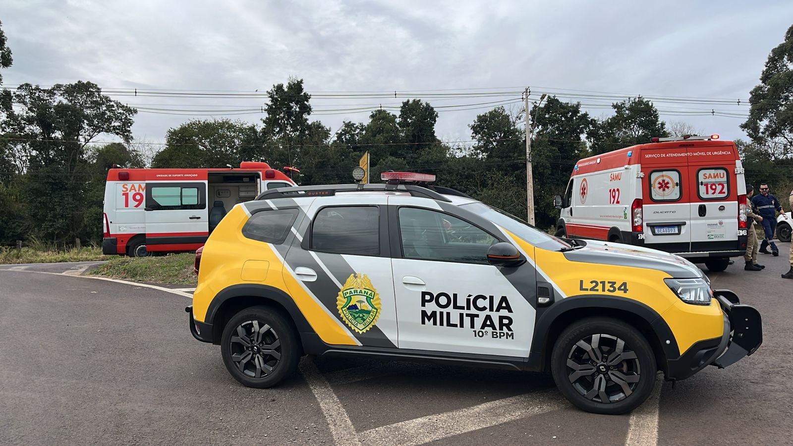 Motociclista fica ferido após acidente com caminhão-baú em Apucarana