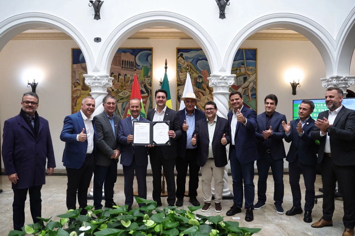 PR e SC selam acordo que acaba com disputa judicial de mais de 30 anos