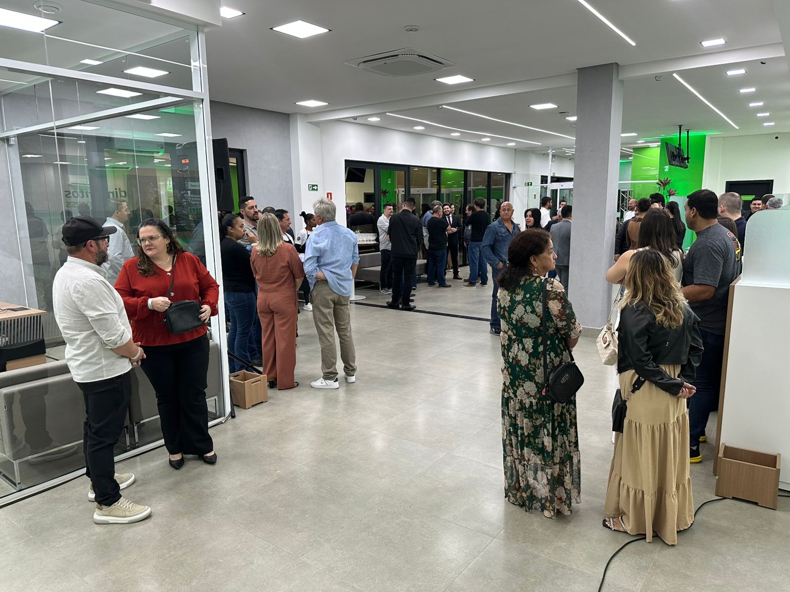 Sicredi Agroempresarial PR/SP reinaugura agência em Apucarana