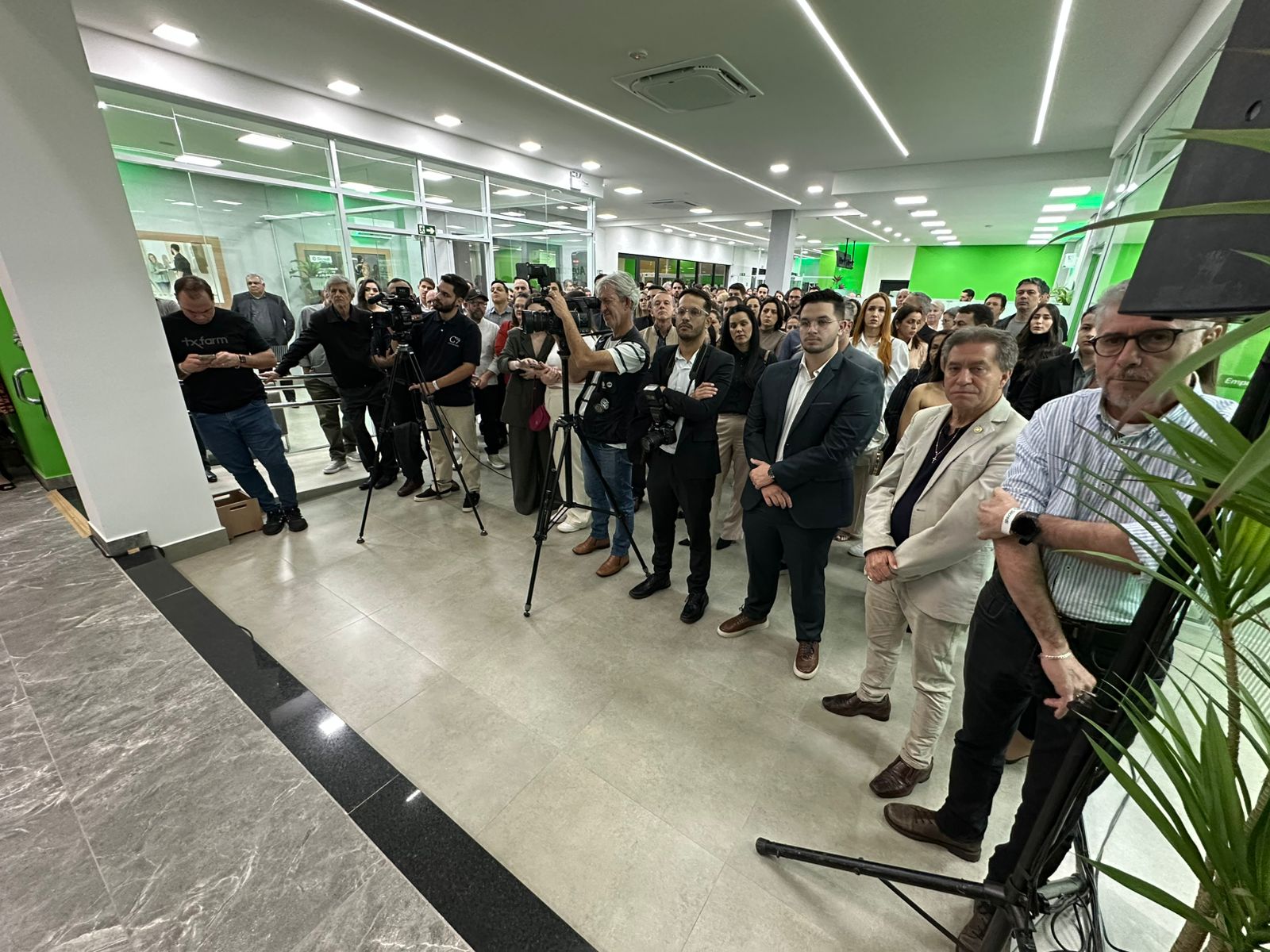 Sicredi Agroempresarial PR/SP reinaugura agência em Apucarana