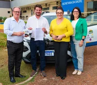 Prefeitura de Arapongas formaliza cessão de veículo para a Apae