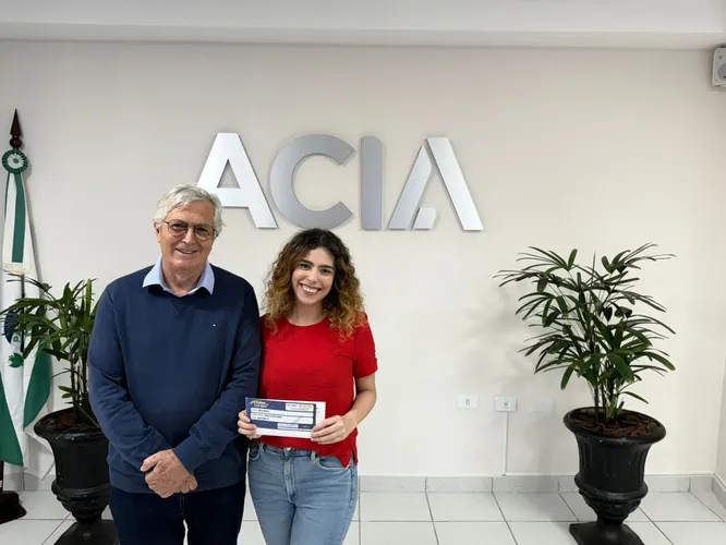 Acia premia com R$10 mil em vales-compra em Apucarana