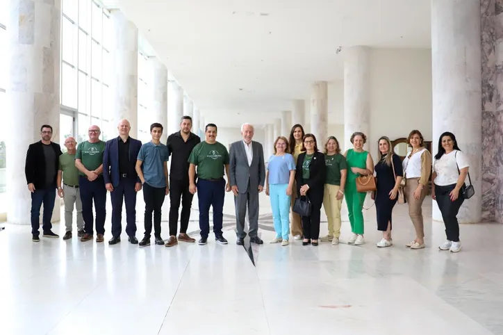 Empresários da Rua Ponta Grossa são recebidos pelo vice-governador do PR