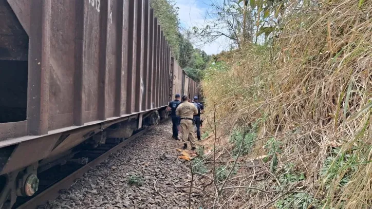 Homem morre após ser atropelado por trem em Apucarana
