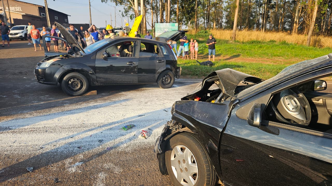 Acidente grave deixa dois feridos na BR-376 em Apucarana