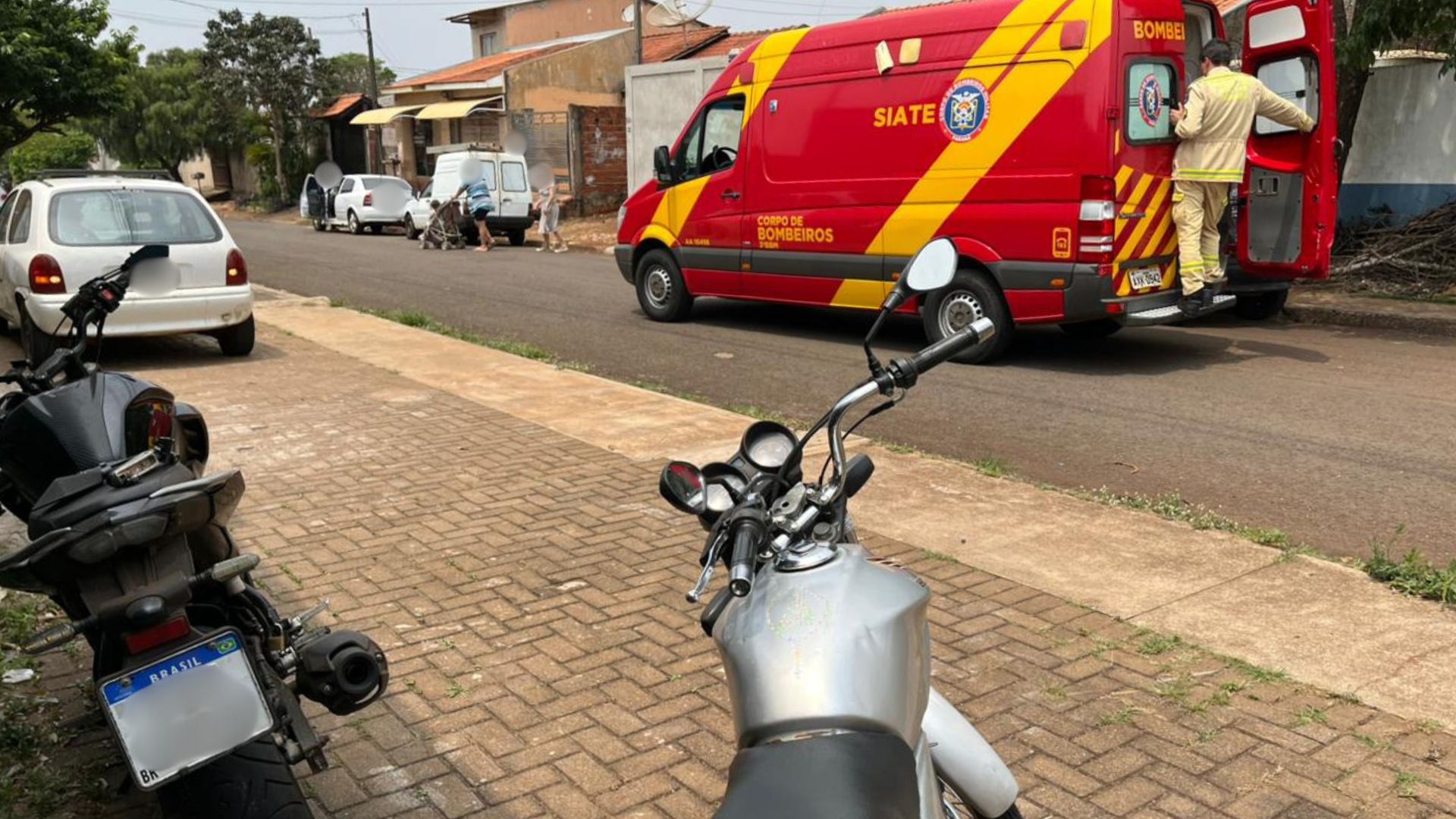 Colisão entre duas motocicletas deixa um ferido em Apucarana