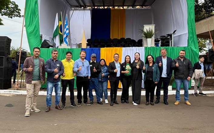 Desfile da Independência reúne escolas e entidades em Jardim Alegre