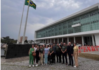 Empresários da Rua Ponta Grossa são recebidos pelo vice-governador do PR