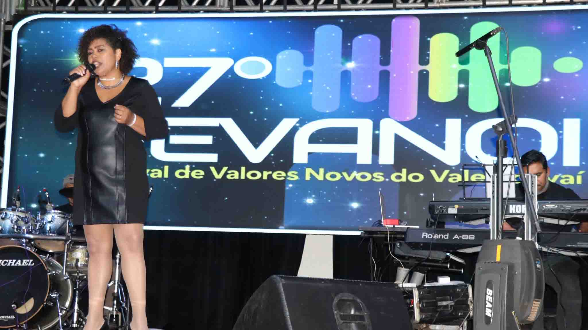 Fevanoi 2025 reúne talentos e emociona público em Ivaiporã