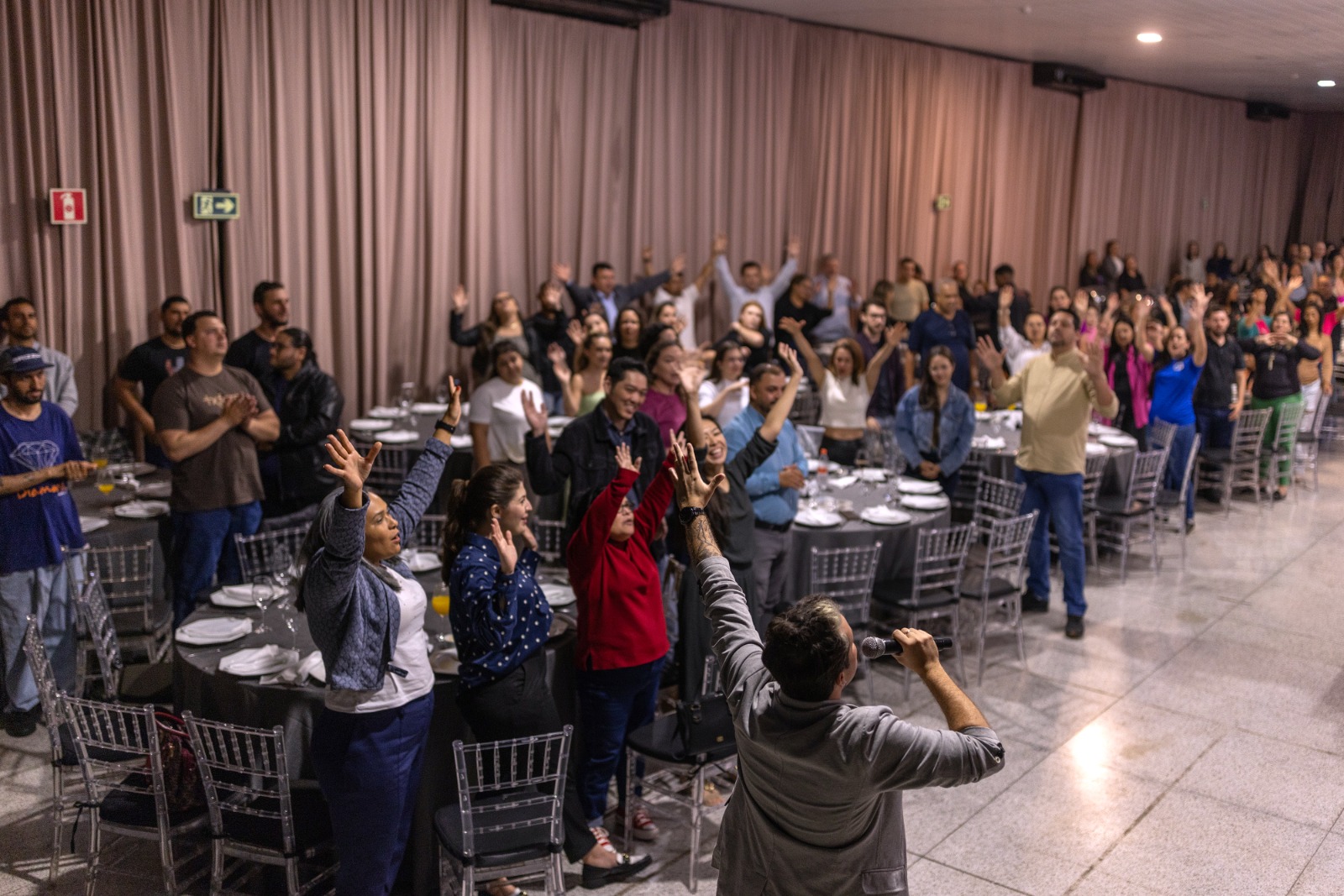 Prefeitura de Arapongas promove palestra motivacional na Saúde