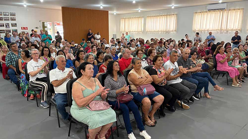 Prefeitura reinaugura Centro de Convivência 60+ em Ivaiporã