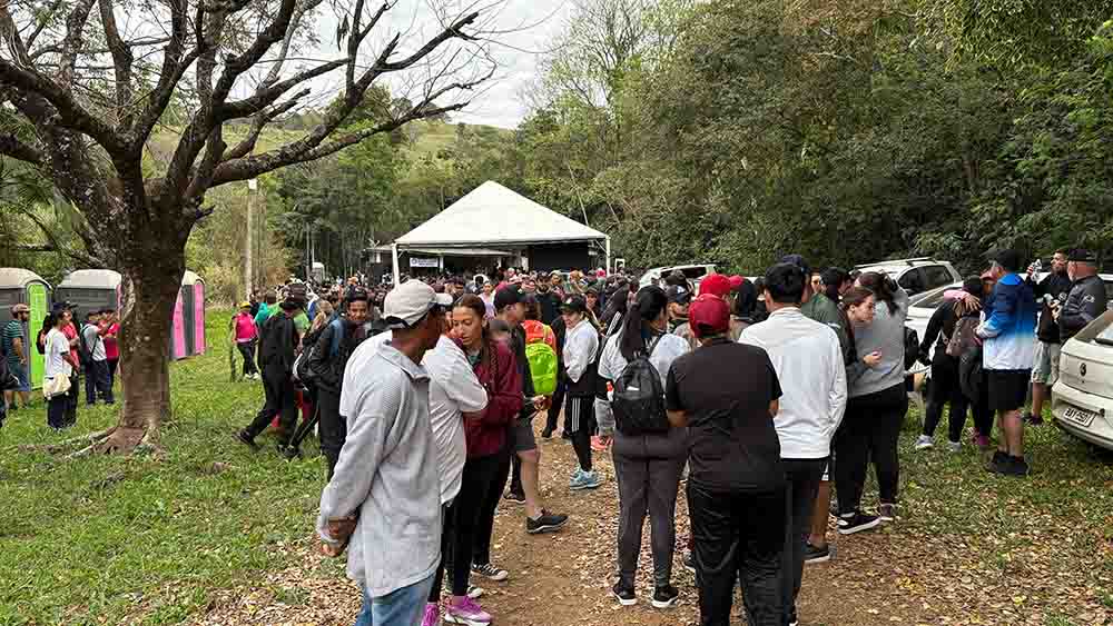 Preservação e integração marcam Caminhada na Natureza em Jardim Alegre