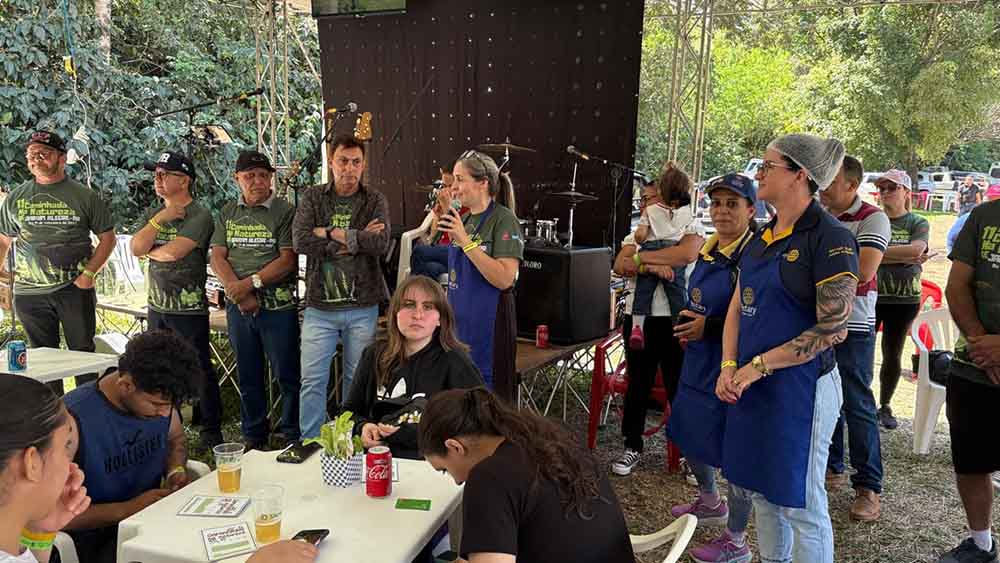 Preservação e integração marcam Caminhada na Natureza em Jardim Alegre