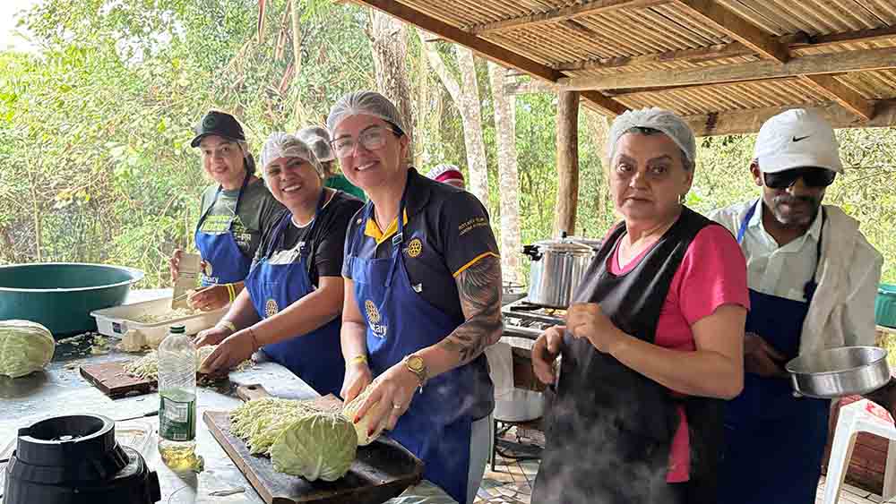Preservação e integração marcam Caminhada na Natureza em Jardim Alegre