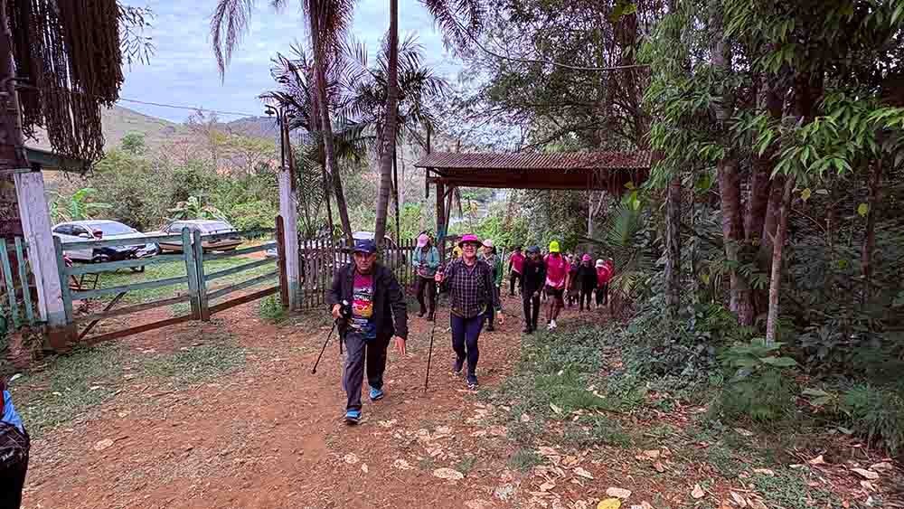 Preservação e integração marcam Caminhada na Natureza em Jardim Alegre
