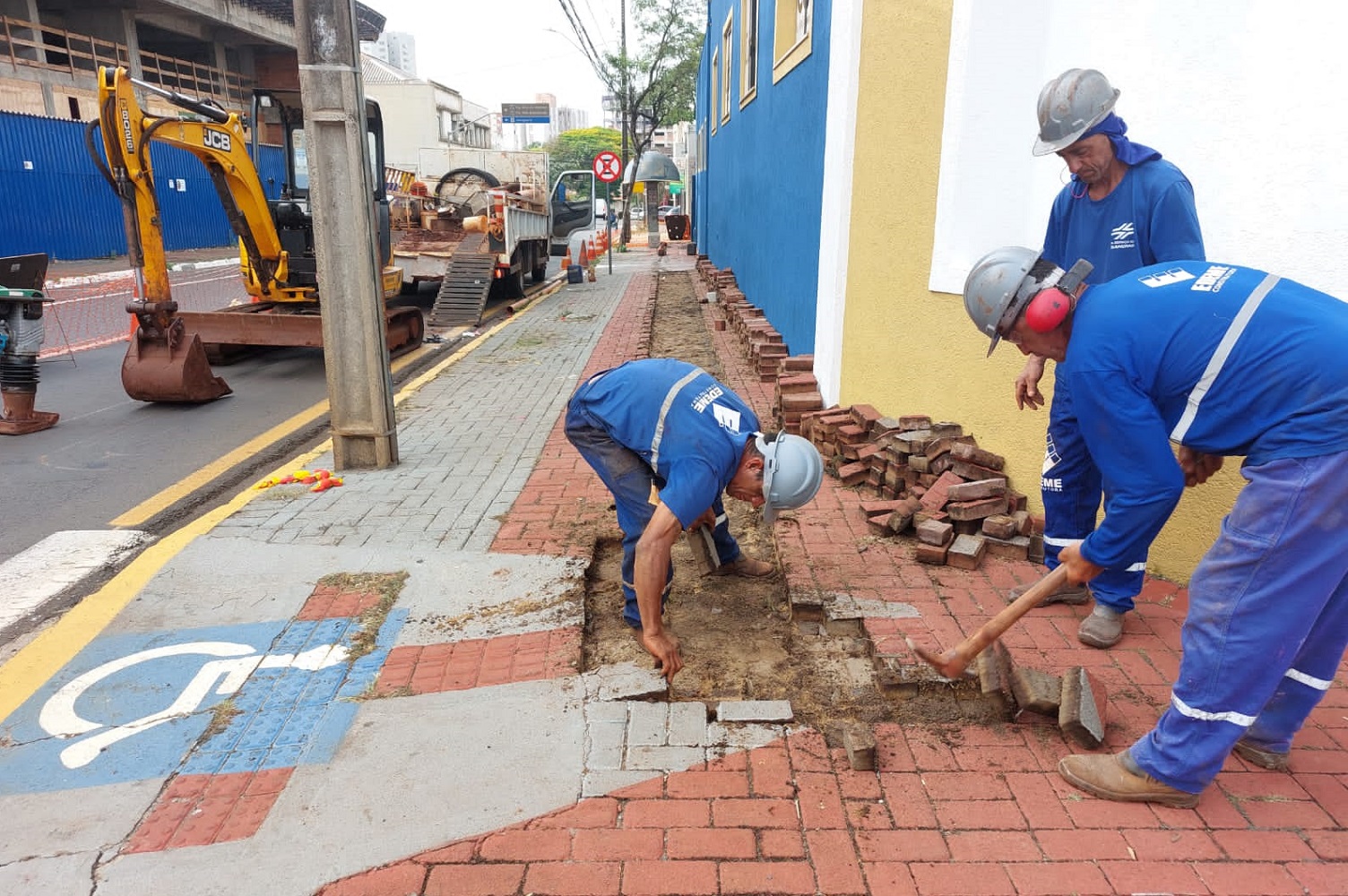 Sanepar inicia obra para melhorar abastecimento em Apucarana