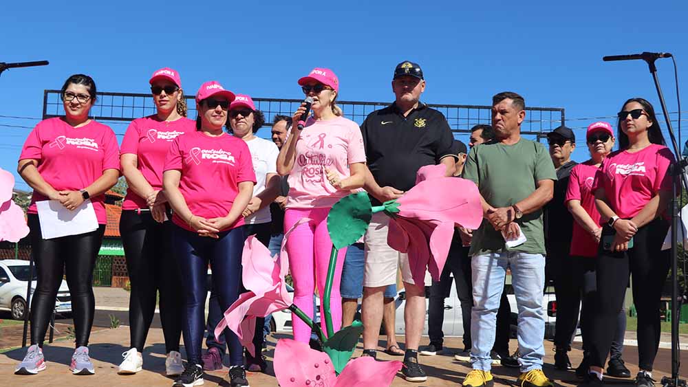 Gincana e caminhada movimentam o Outubro Rosa em Ivaiporã