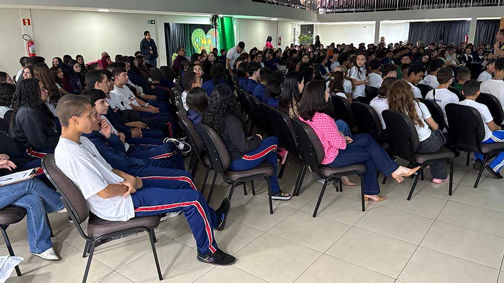 Projeto “É sobre isso!” leva mensagem de prevenção às drogas