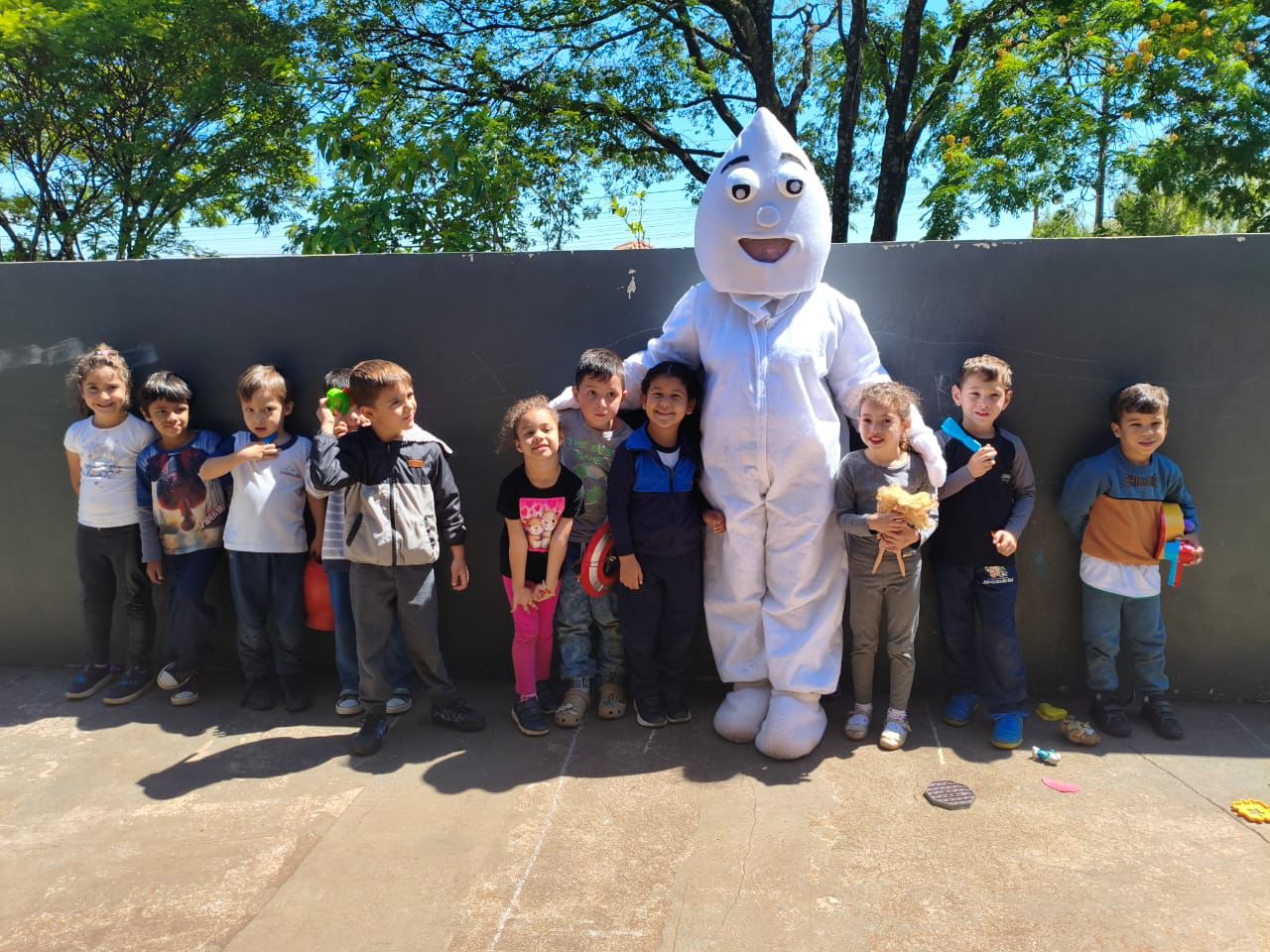 Rotary Club e Saúde promovem ação sobre vacinação em Jandaia do Sul
