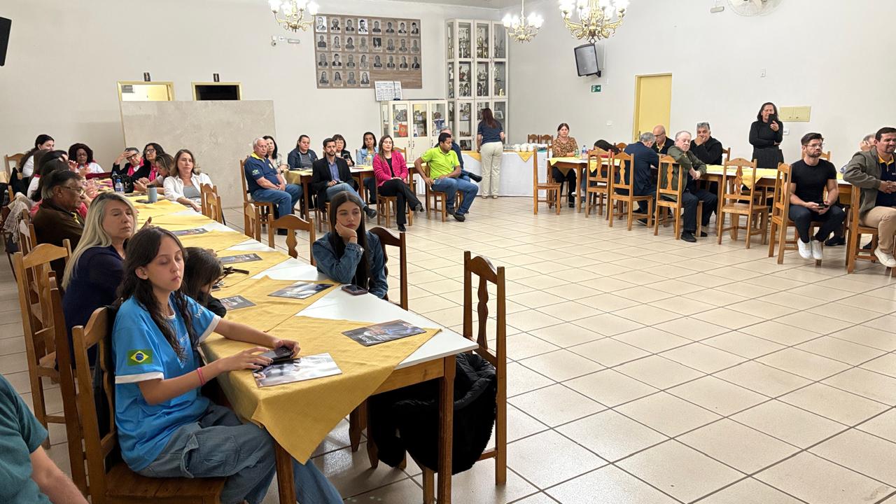 Rotary Club realiza reunião especial do Outubro Rosa em Ivaiporã