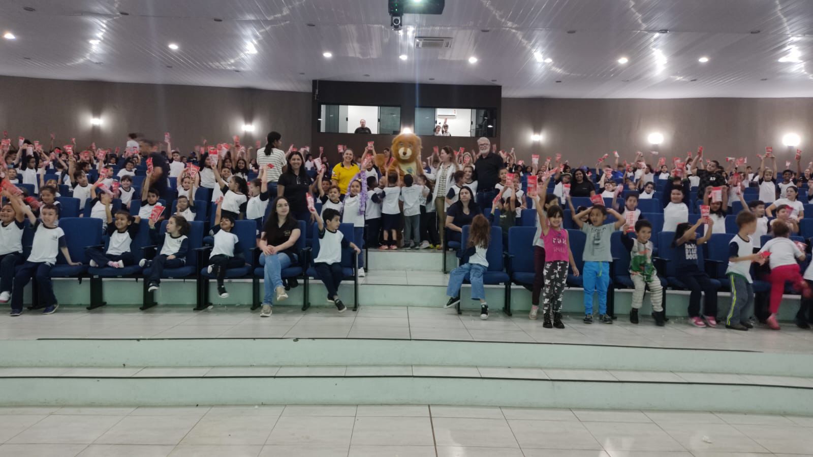 Semana da Criança leva diversão e aprendizado às escolas de Jandaia