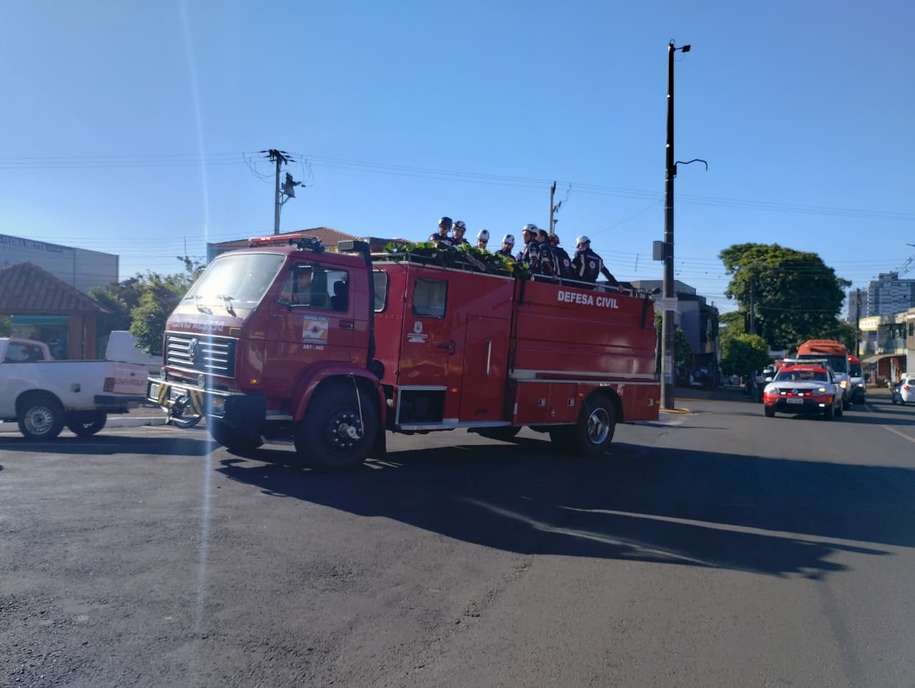 Socorrista do Samu de Arapongas é homenageado por colegas em cortejo fúnebre