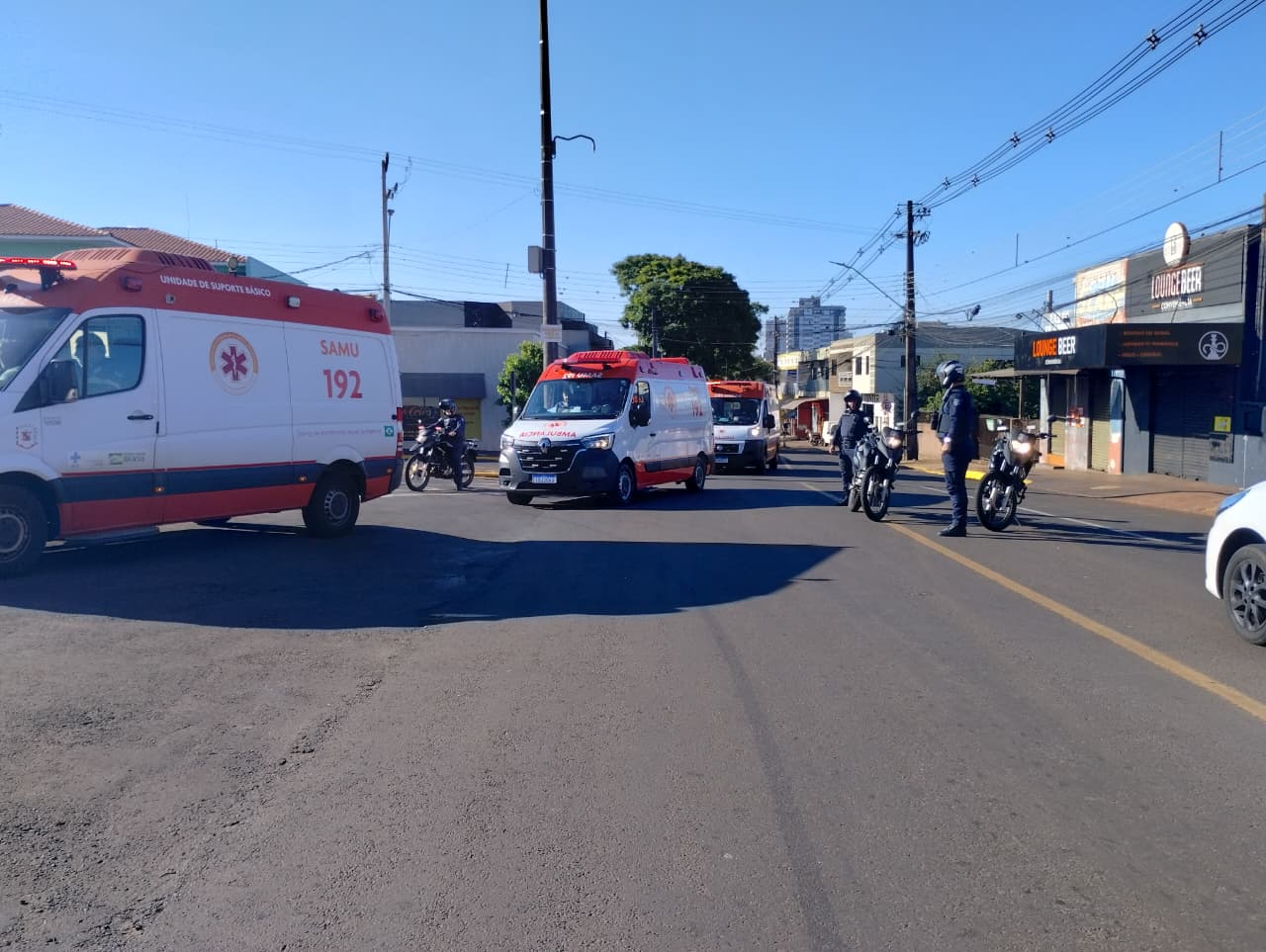 Socorrista do Samu de Arapongas é homenageado por colegas em cortejo fúnebre