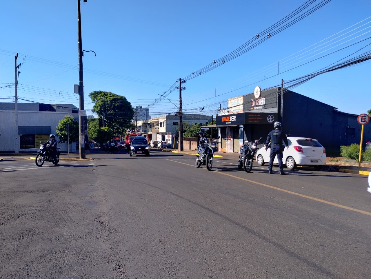 Socorrista do Samu de Arapongas é homenageado por colegas em cortejo fúnebre