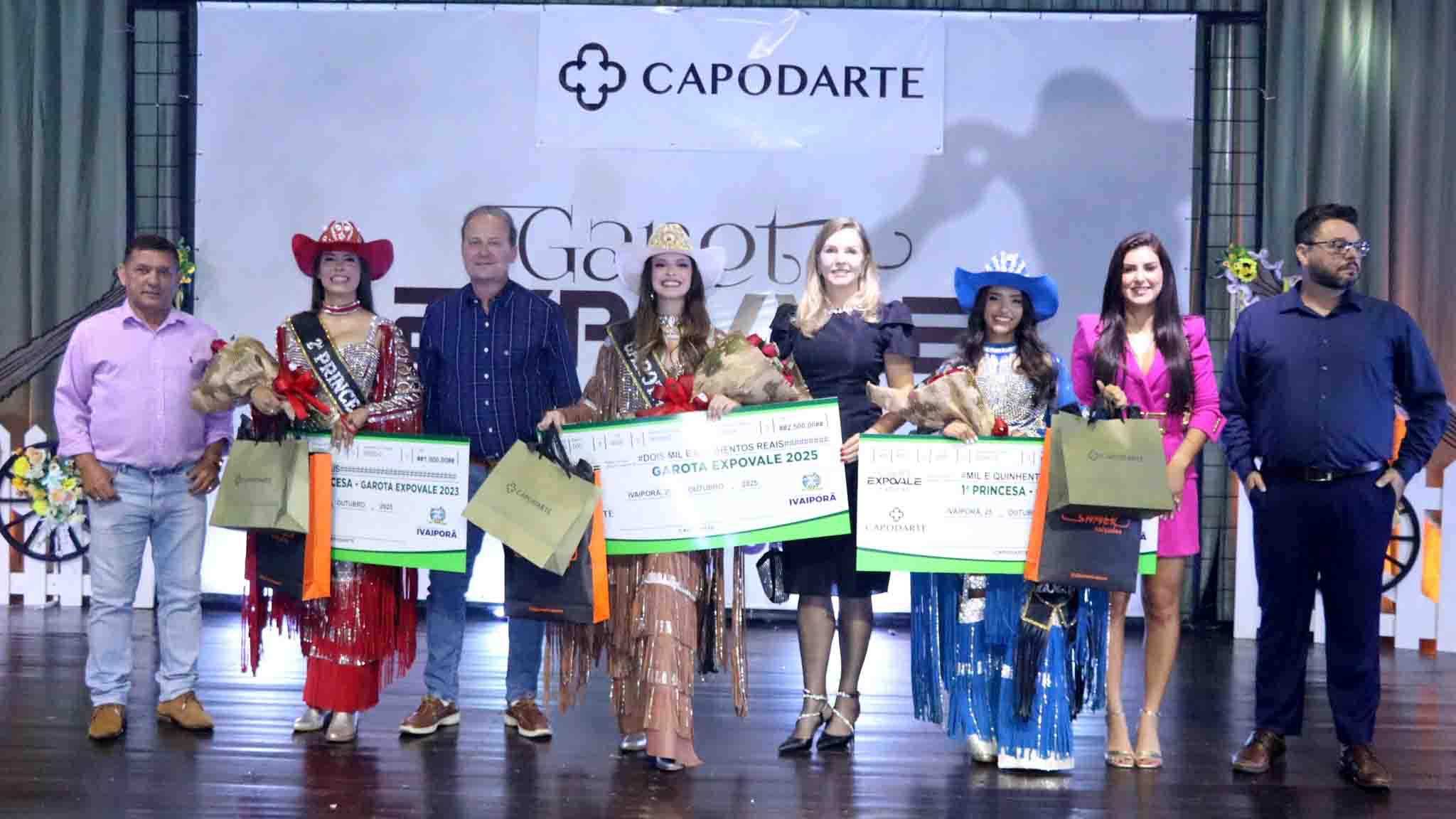 Solene Bartolomeu vence concurso Garota Expovale 2025 em Ivaiporã