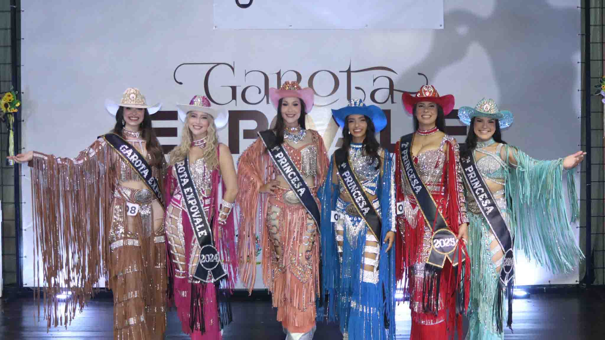 Solene Bartolomeu vence concurso Garota Expovale 2025 em Ivaiporã