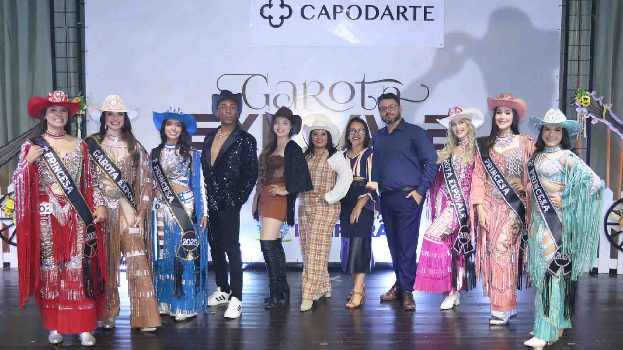 Solene Bartolomeu vence concurso Garota Expovale 2025 em Ivaiporã