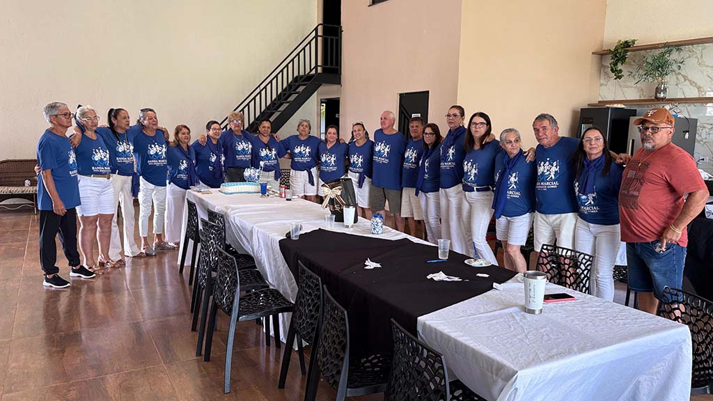 Amizade que atravessa décadas reúne ex-integrantes de Banda Marcial em Ivaiporã