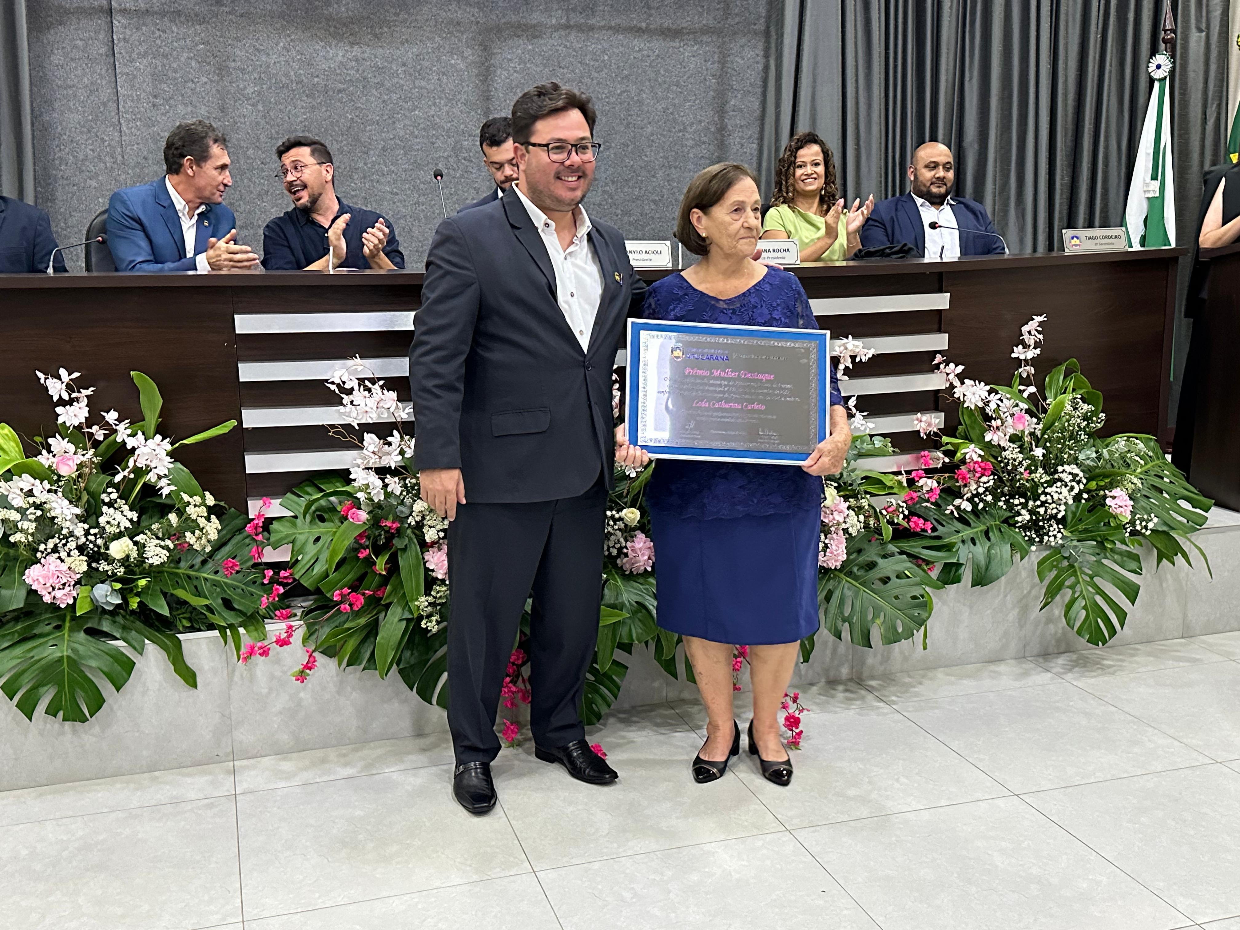 Câmara de Apucarana homenageia 11 mulheres com o prêmio Mulher Destaque