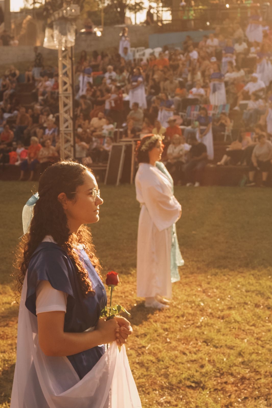 Cerca de 15 mil prestigiam apresentação da Paixão de Cristo em Arapongas; veja fotos